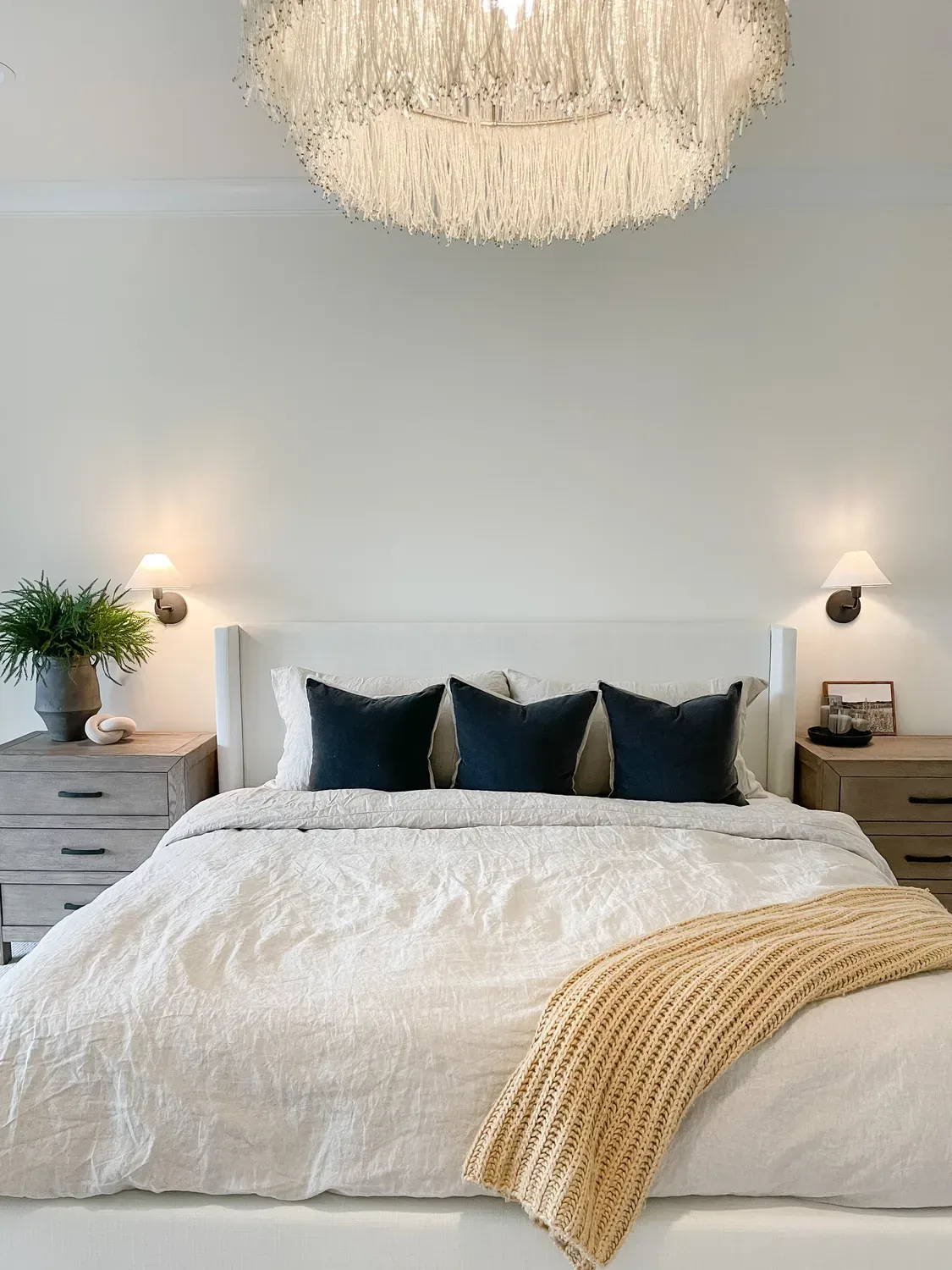 linen bedding layered