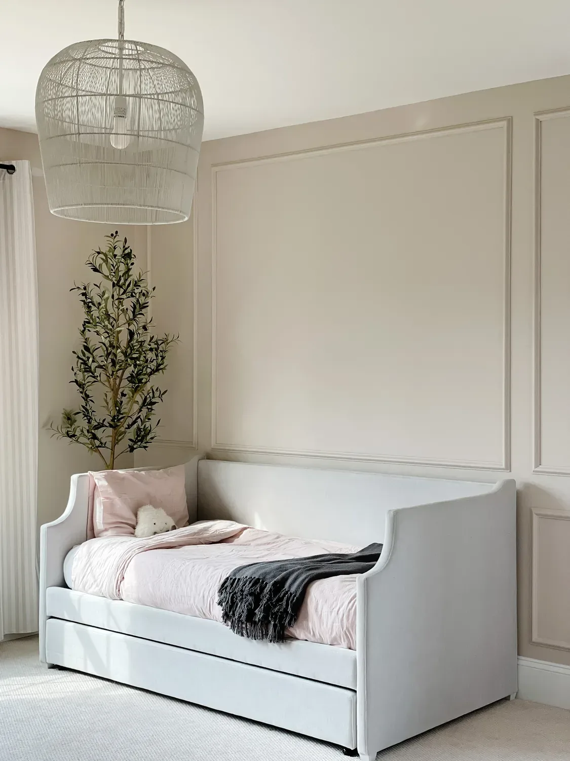 paint a room