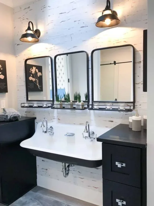 black bathroom vanity light 