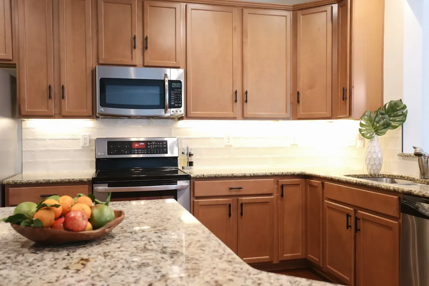 subway tile backsplash