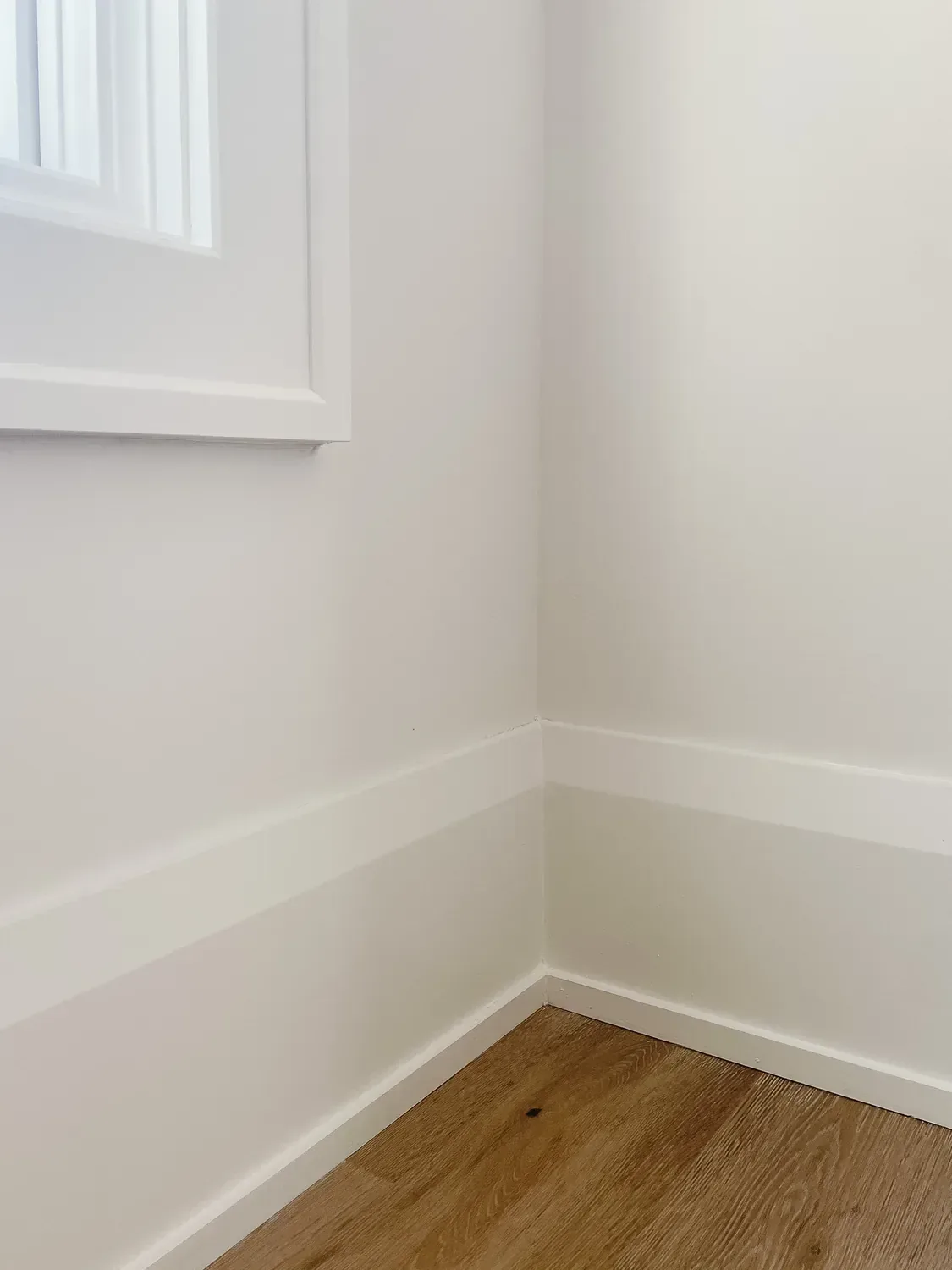 baseboard molding